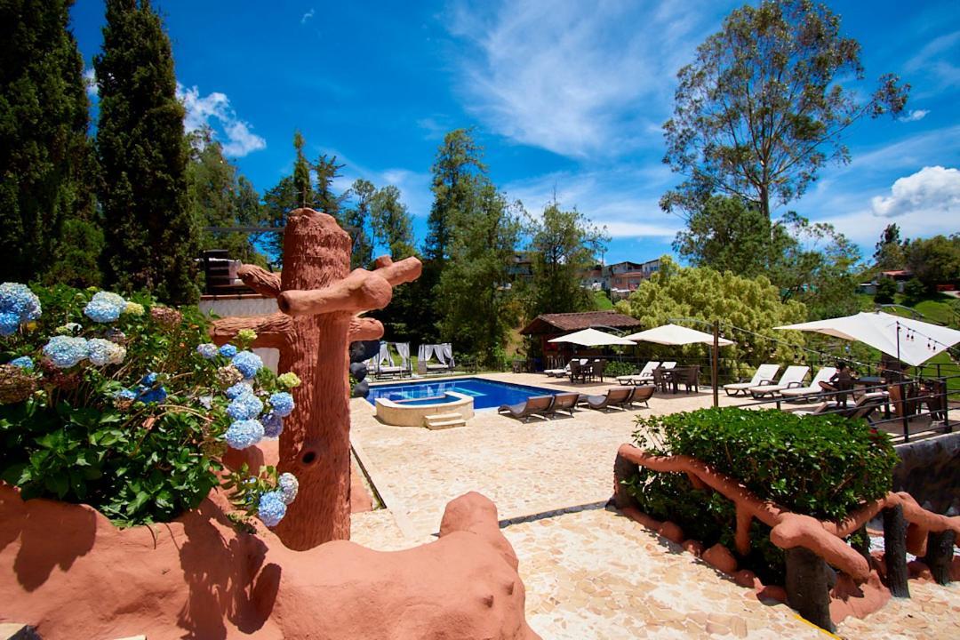 Mansion By Bernalo Hotels Guatape Ngoại thất bức ảnh