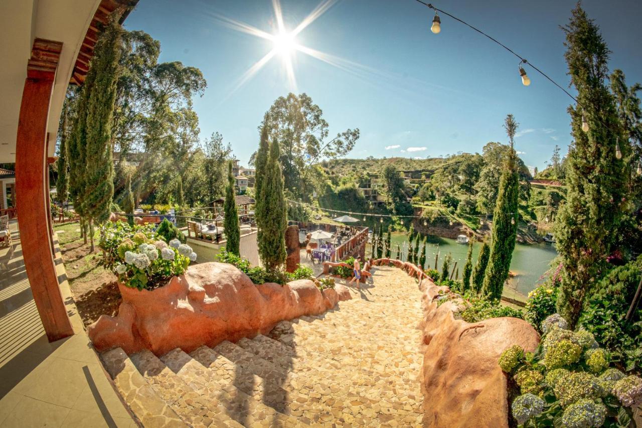 Mansion By Bernalo Hotels Guatape Ngoại thất bức ảnh