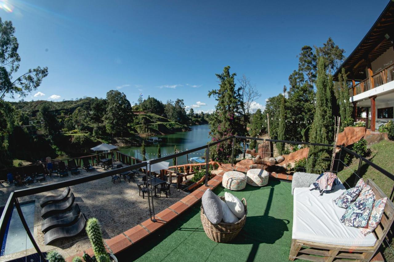Mansion By Bernalo Hotels Guatape Ngoại thất bức ảnh