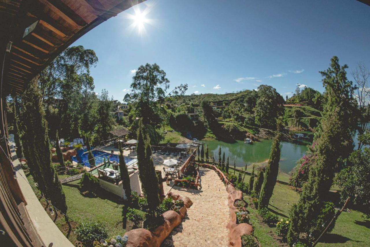 Mansion By Bernalo Hotels Guatape Ngoại thất bức ảnh